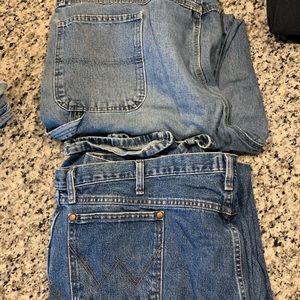 2 pairs of jeans
